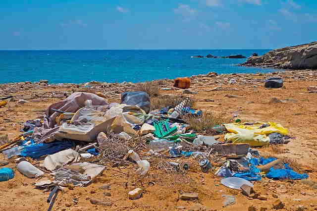 Déchets sur les plages